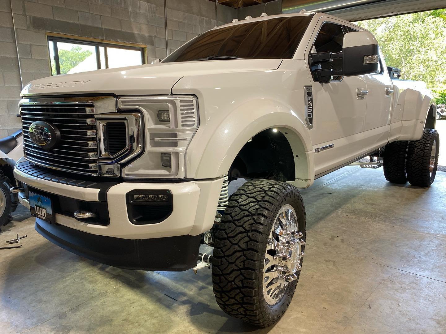 F-450 Platinum White